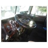 2000 Peterbuilt 379 Tractor