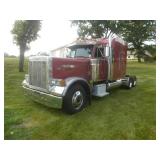 2000 Peterbuilt 379 Tractor