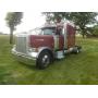 2000 Peterbuilt 379 Tractor
