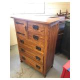 JAMESTOWN OAK 5 DRAWER DRESSER W/ CABINET