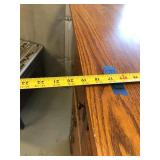 JAMESTOWN OAK 5 DRAWER DRESSER W/ CABINET