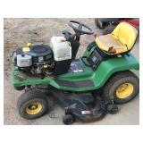 John Deere Lawn Tractor