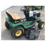 John Deere Lawn Tractor