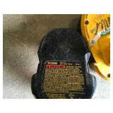 DeWalt Two DW9096 18V Battery Packs, DW9116 7.2V-18V 1 Hour Charger