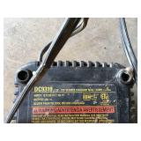 DeWalt DC9319 7.2V-18V Vehicle Charger