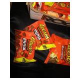 40 Various Reeses: Crunchy cookie, P&B cups