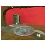 vintage smokers stand