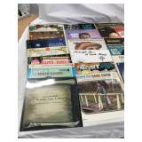 25 records Various artist and music