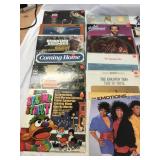 25 records Various artist and music