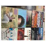 25 records Various artist and music