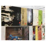 25 records Various artist and music