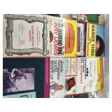 25 records Various artist and music