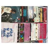 25 records Various artist and music