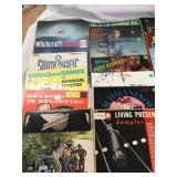 25 records Various artist and music