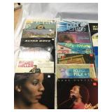 25 records Various artist and music