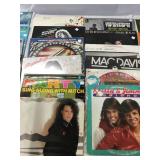 25 records Various artist and music