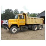 1980 Ford 8000