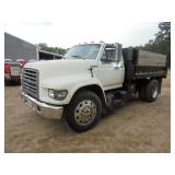 1998 Ford F800