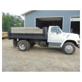 1998 Ford F800