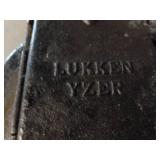 Antique Cast Iron Waffle Maker