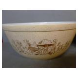 Pyrex Mixing Bowl Set