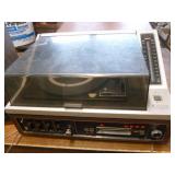Radio / Turntable