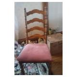 Large Dining Room Table Set: Includes Table (71x41x30), Leaf (18"), Table Pads & 6-Chairs