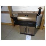 Brand New Large Pellet Grill / BBQ