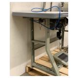 Pegasus "W600" Industrial Sewing Machine Set Pegasus "W600" Industrial Sewing Machine Set