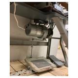 Brother "EF4-B511-0025" Industrial Sewing Machine Set Brother "EF4-B511-0025" Industrial Sewing Machine Set