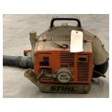 (4) Handheld Blowers & (1) Backpack Blower---For Parts (4) Handheld Blowers & (1) Backpack Blower---For Parts