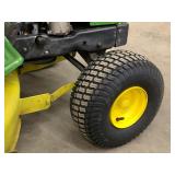 John Deere 111 Lawn Tractor