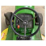 John Deere 111 Lawn Tractor