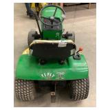 John Deere 111 Lawn Tractor