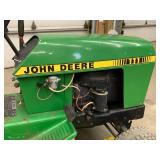 John Deere 111 Lawn Tractor