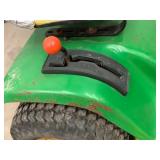 John Deere 111 Lawn Tractor