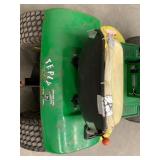 John Deere 111 Lawn Tractor John Deere 111 Lawn Tractor