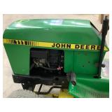 John Deere 111 Lawn Tractor