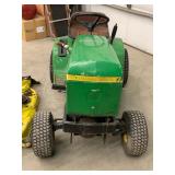 John Deere 111 Lawn Tractor