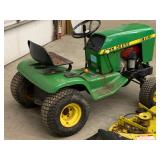 John Deere 111 Lawn Tractor John Deere 111 Lawn Tractor