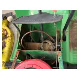 John Deere 111 Lawn Tractor