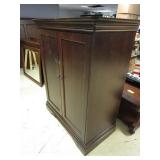 WOOD ENTERTAINMENT CENTER WOOD ENTERTAINMENT CENTER
