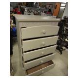 FURNITURE AND DISHWARE ASSORTMENT FURNITURE AND DISHWARE ASSORTMENT