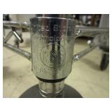 METAL ROLLING TABLE AND BEVERAGE DISPENSER METAL ROLLING TABLE AND BEVERAGE DISPENSER