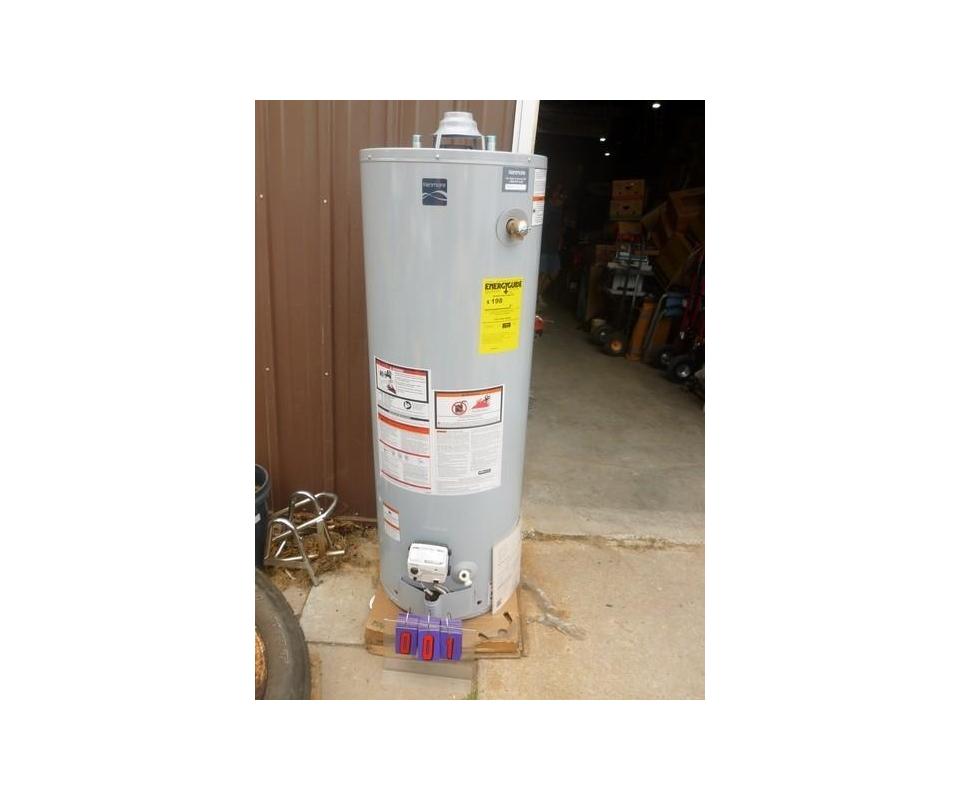 SnS Auctions 380 Craftsman Tools & water heater