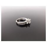 .925 Sterling Silver 3 Crystal Ring Size 5.5