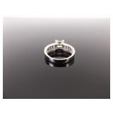 .925 Sterling Silver Crystal Solitaire Ring Size 8.5