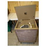 RCA Victor Model HFP Record Player