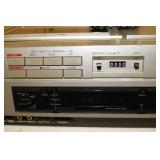 JVC HR-7300U Video Cassette Recorder