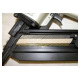 Surebonder 9773 Pneumatic 33 Degree Clipped Head